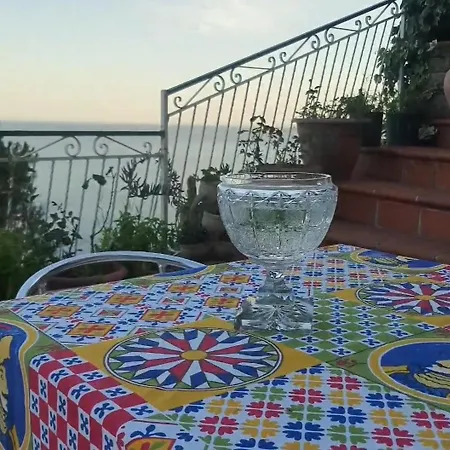 Maison d'hôtes Fuoco D'amalfi Iazzetta 3*