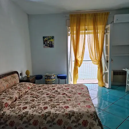 Fuoco D'amalfi Iazzetta Konukevi 3*