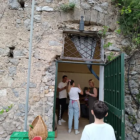 Konukevi Fuoco D'amalfi Iazzetta 3*