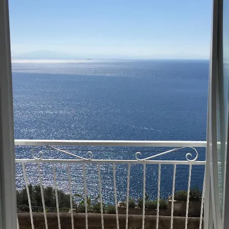 Fuoco D'amalfi Iazzetta Гостевой дом 3*